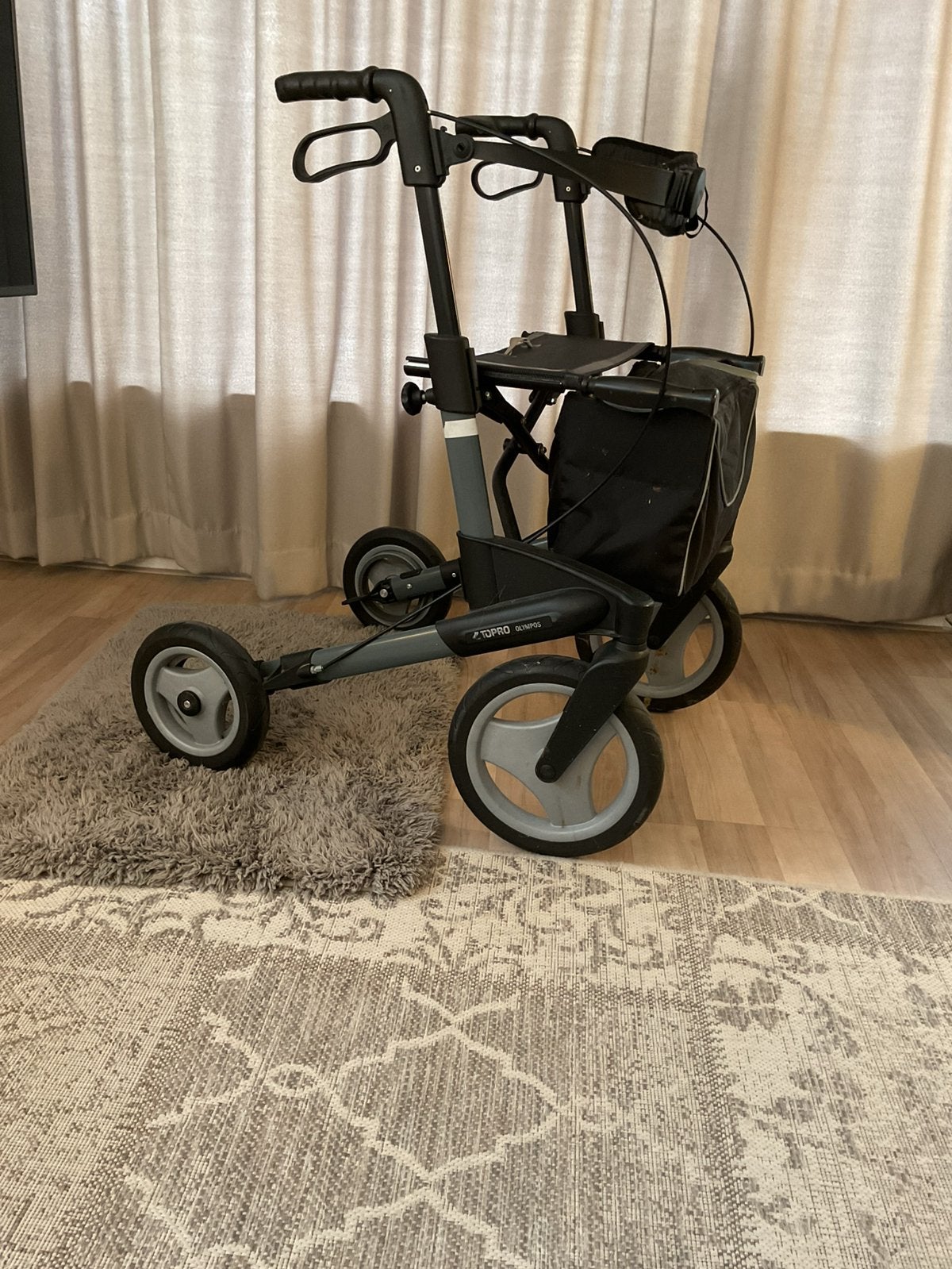 Topro Olympos M met rugsteun, Diversen, Ophalen, Lichtgewicht