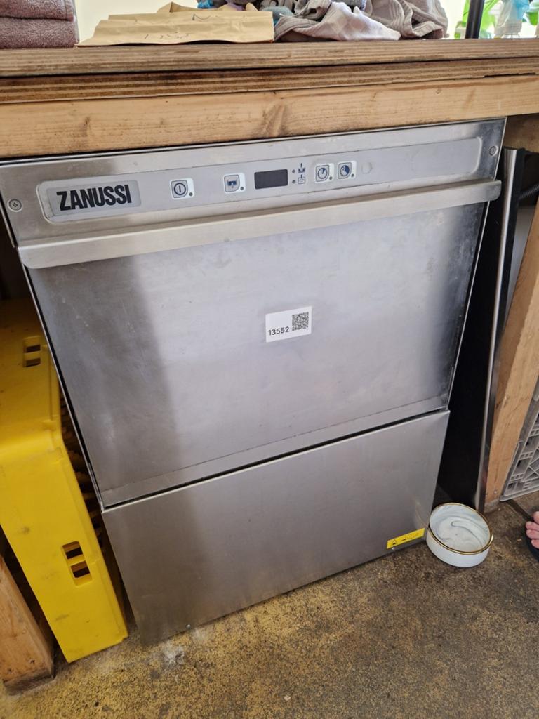 Zanussi professionele vaatwasser zonder afvoerpomp, Witgoed en Apparatuur, Vaatwasmachines, Ophalen of Verzenden, Minder dan 85 cm