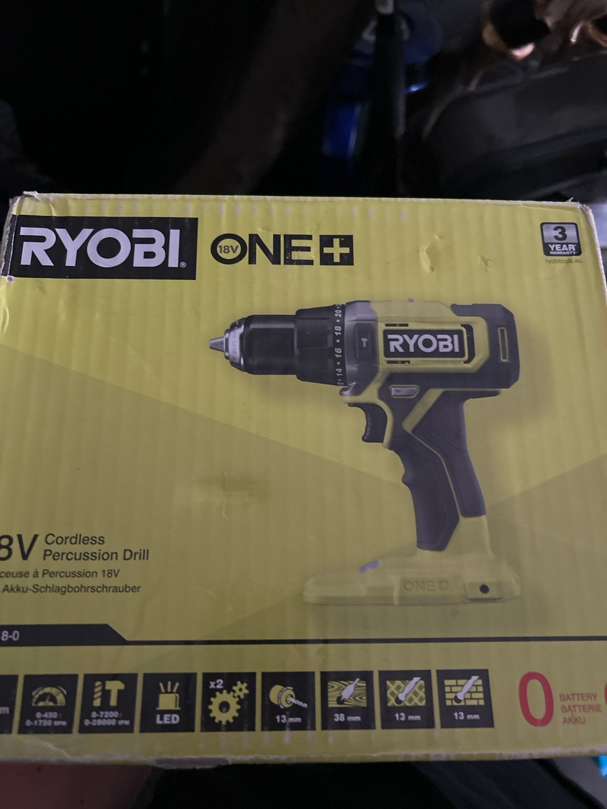 Nieuwe Ryobi ONE+ Klopboormachine met Accu en Lader, Ophalen, Nieuw, Boor- en Schroefmachine, Klopboormechanisme