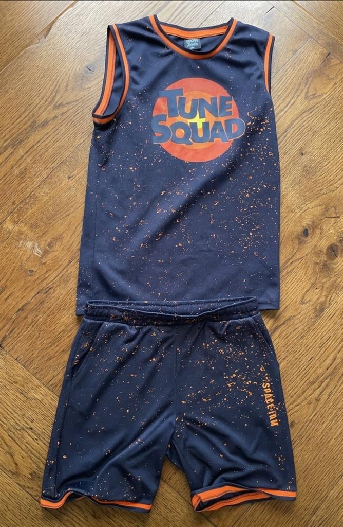 Space Jam 2 Tune Squad Basketbal Tenue Maat M, Sport en Fitness, Basketbal, Ophalen of Verzenden, Zo goed als nieuw, Kleding