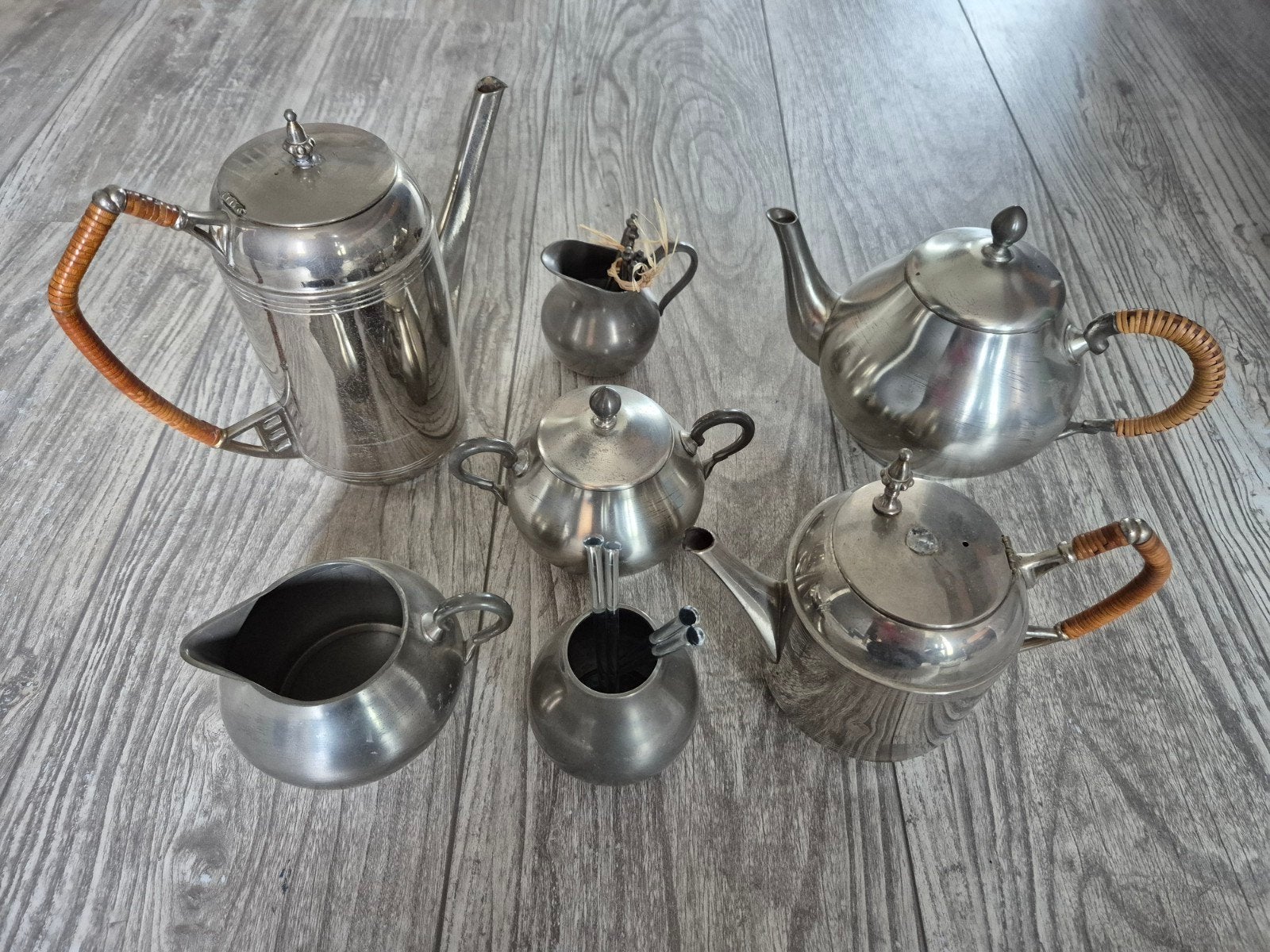 tinnen set, Ophalen