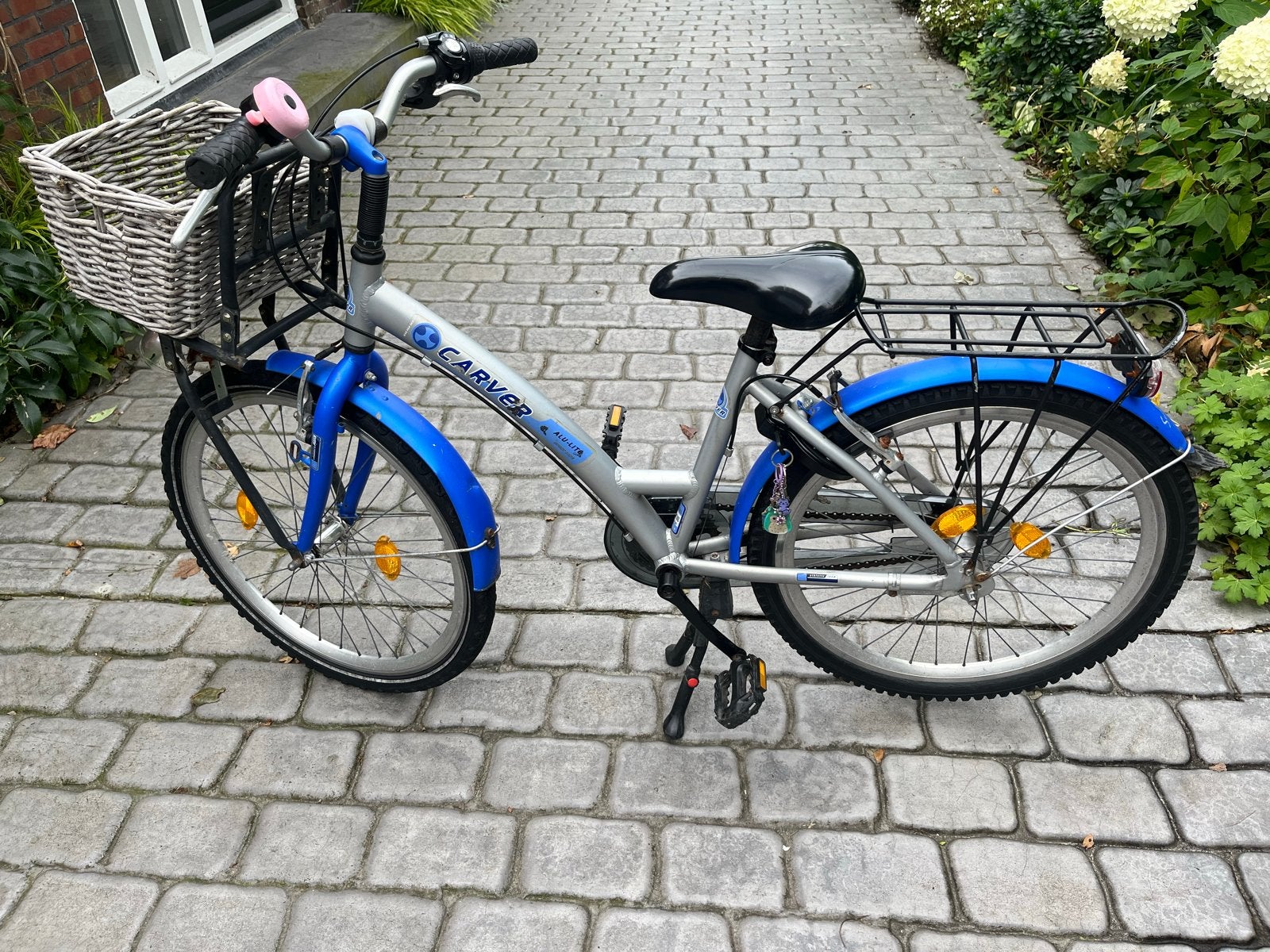 Carver kinderfiets 24 inch met mandje en bagagedrager, Ophalen, Gebruikt, Terugtraprem, 20 inch of meer