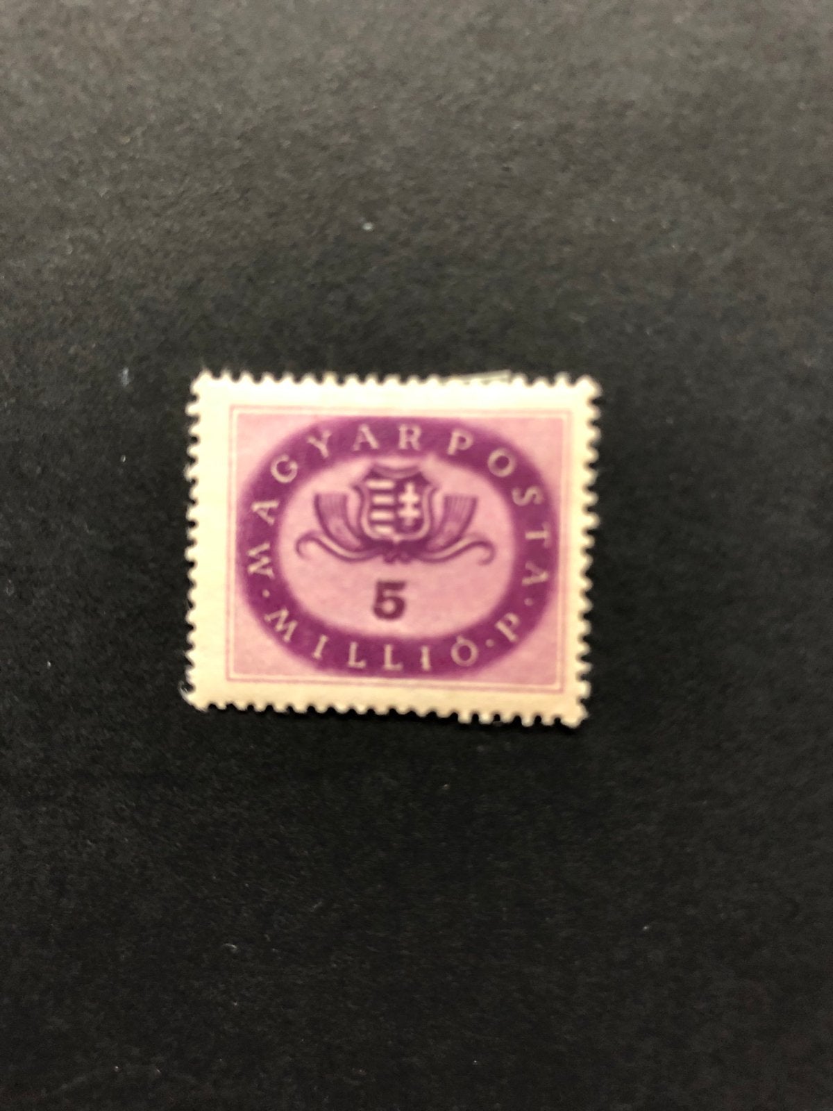 Hongarije 1946 Wapenschild postfris met plakker, Ophalen of Verzenden, Postfris