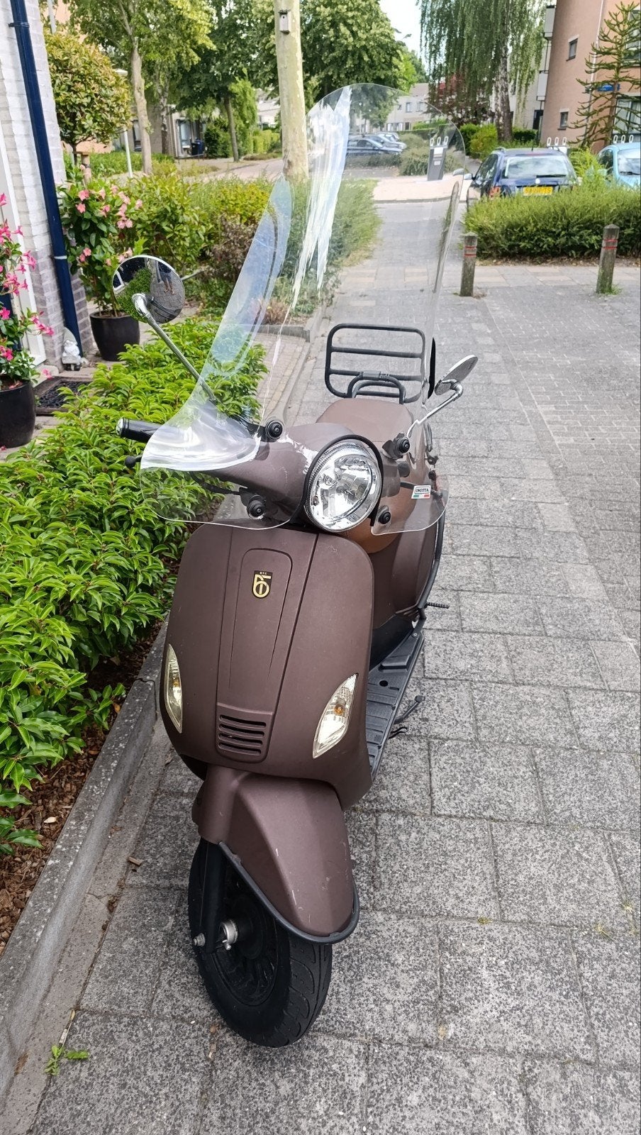 BTC Riva scooter met Isota scherm, opgevoerd, Gebruikt, Benzine, Ophalen, Overige merken