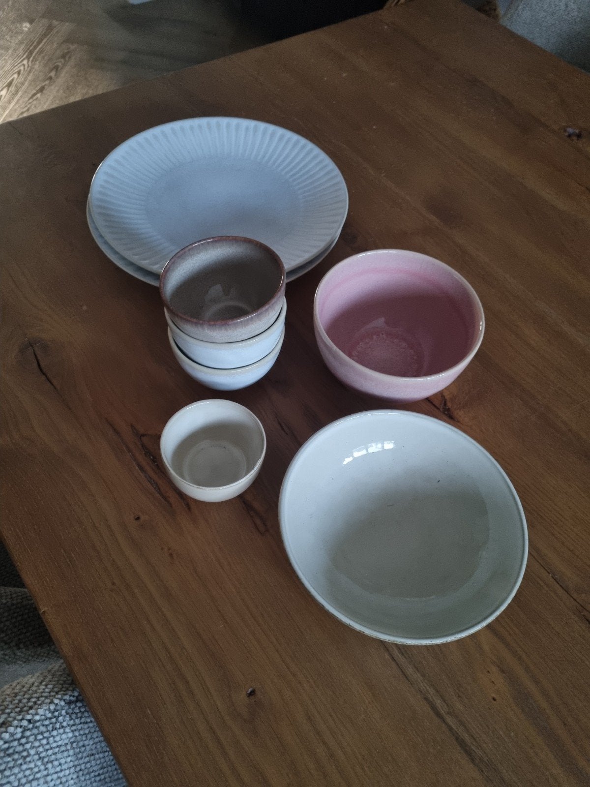 2 borden en 6 schaaltjes samen €10, Ophalen of Verzenden, Overige stijlen, Bord(en)