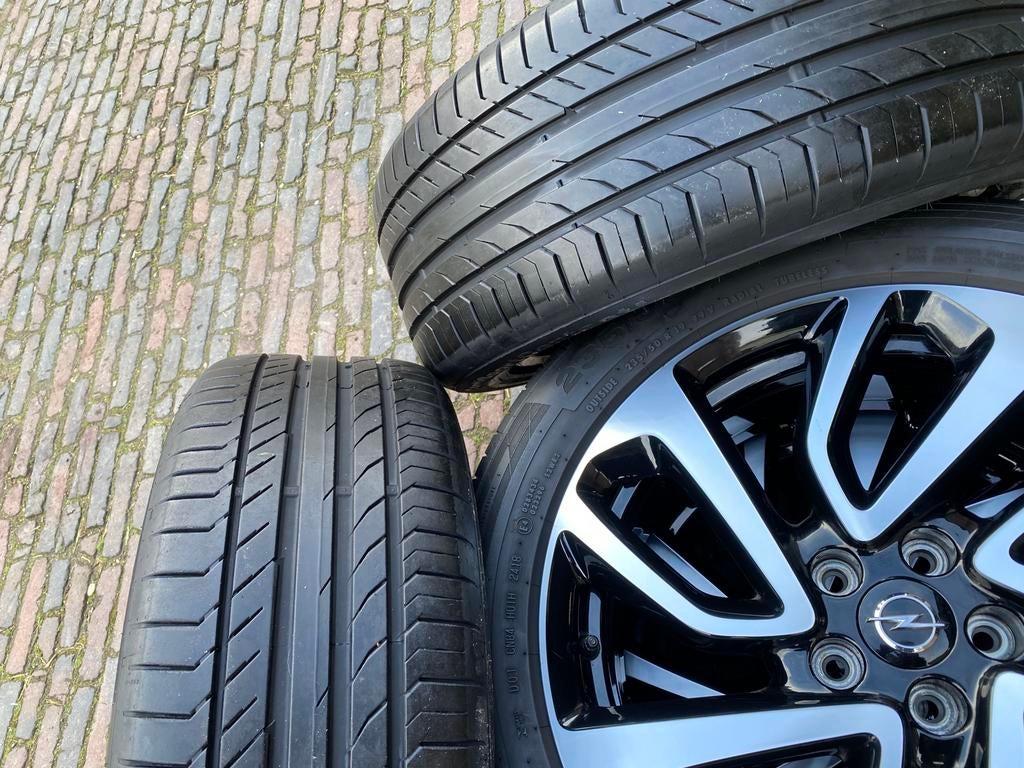 19” Opel Grandland velgen + 235/50 R19 Continental (7 mm), 19 inch, Banden en Velgen, Ophalen of Verzenden, 235 mm
