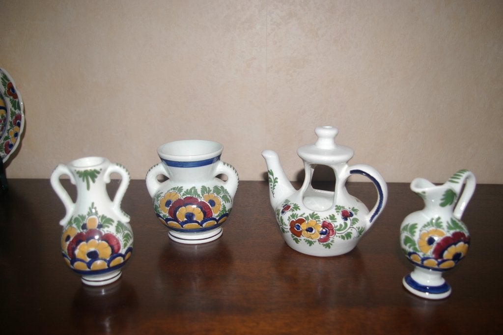 Diverse handgeschilderde aardewerk artikelen., Ophalen of Verzenden