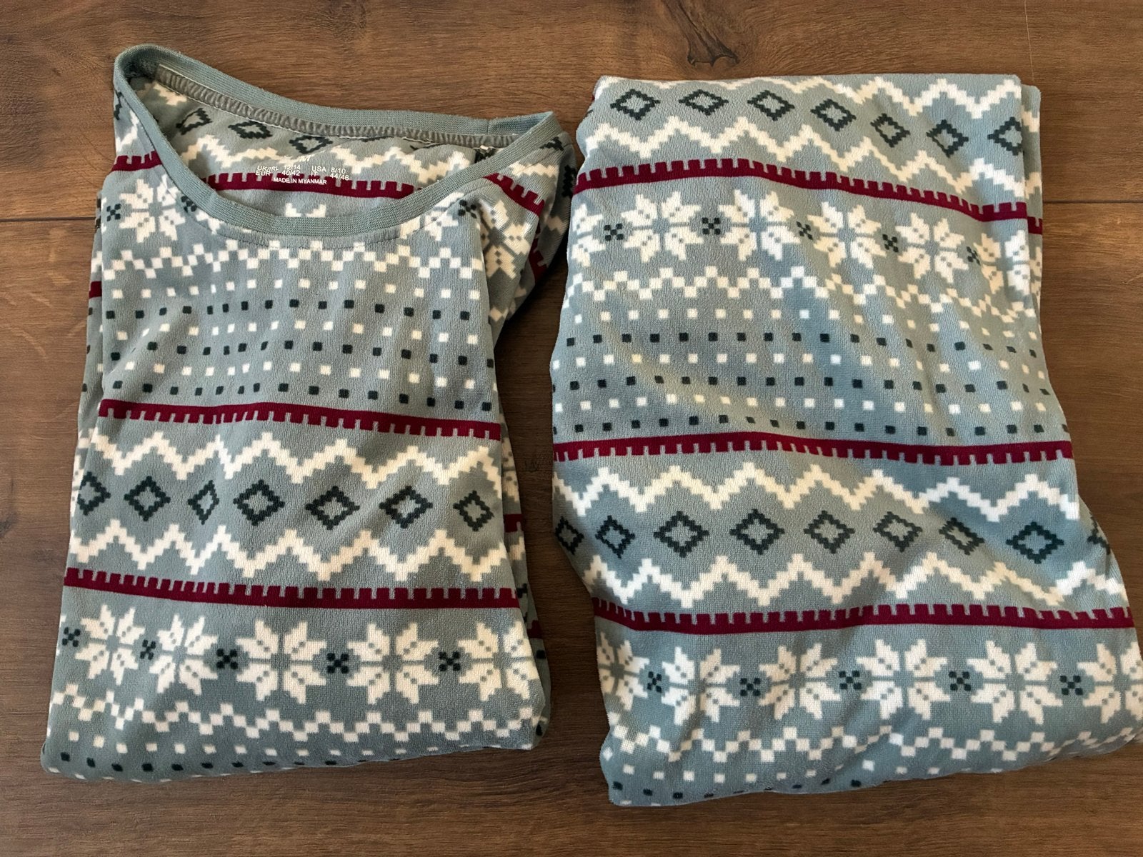 Fleece pyjama set met Noorse print - Maat M, Ophalen of Verzenden, Gedragen, Maat 38/40 (M)