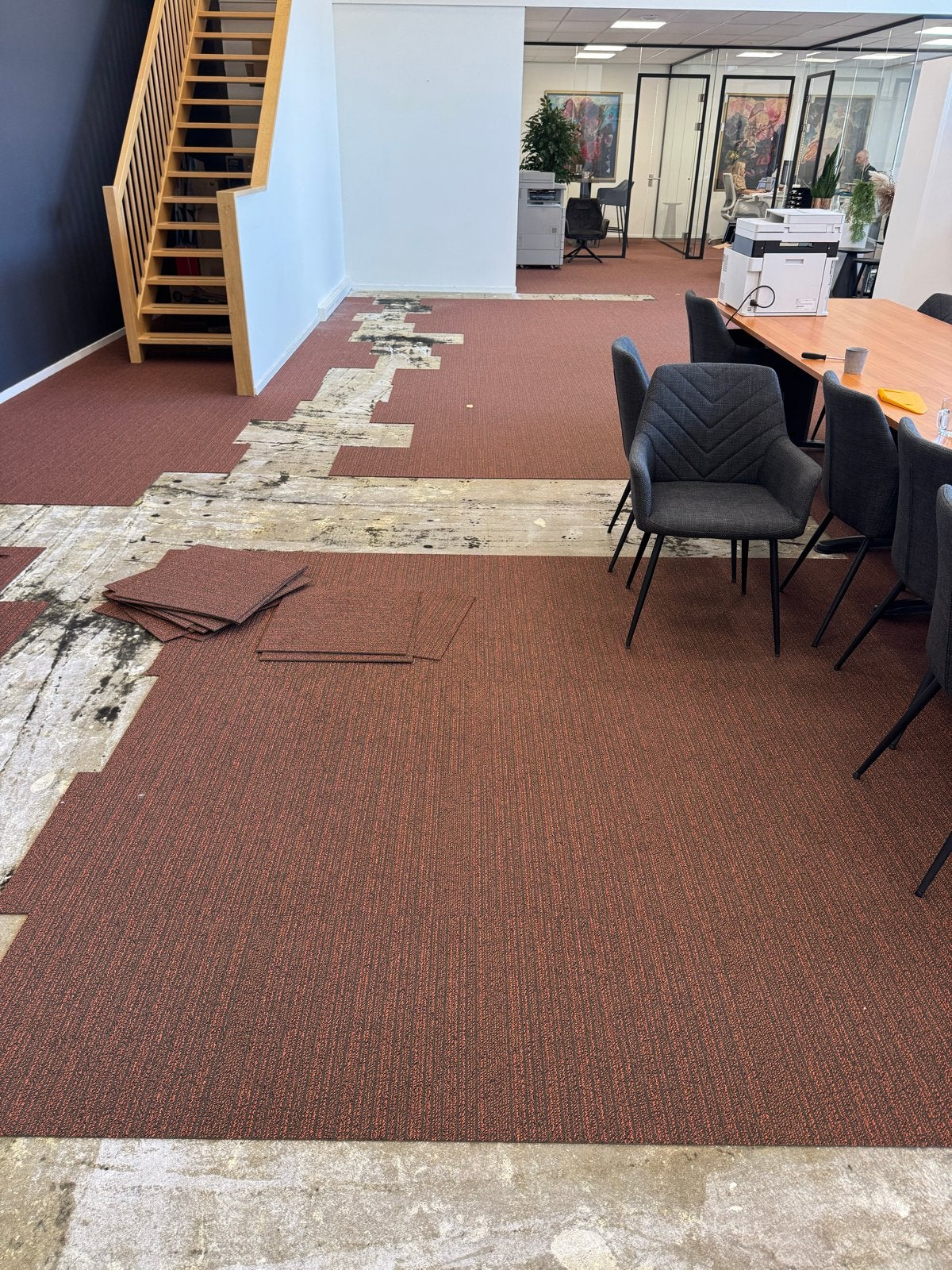 Project vloertegels - Tapijttegels voor kantoor of project, Ophalen, Gebruikt, 50 tot 100 cm, Bruin
