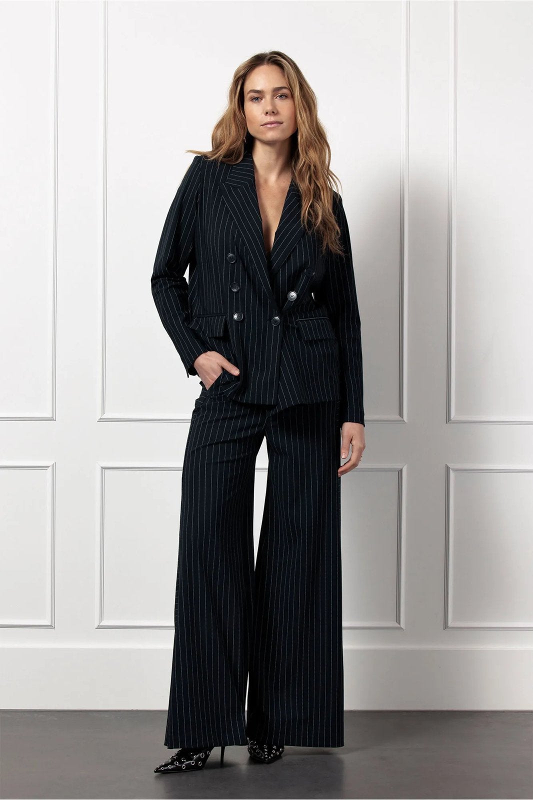 Studio anneloes avalon pinstripe blazer M donkerblauw, Maat 38/40 (M), Blauw, Ophalen of Verzenden, Zo goed als nieuw
