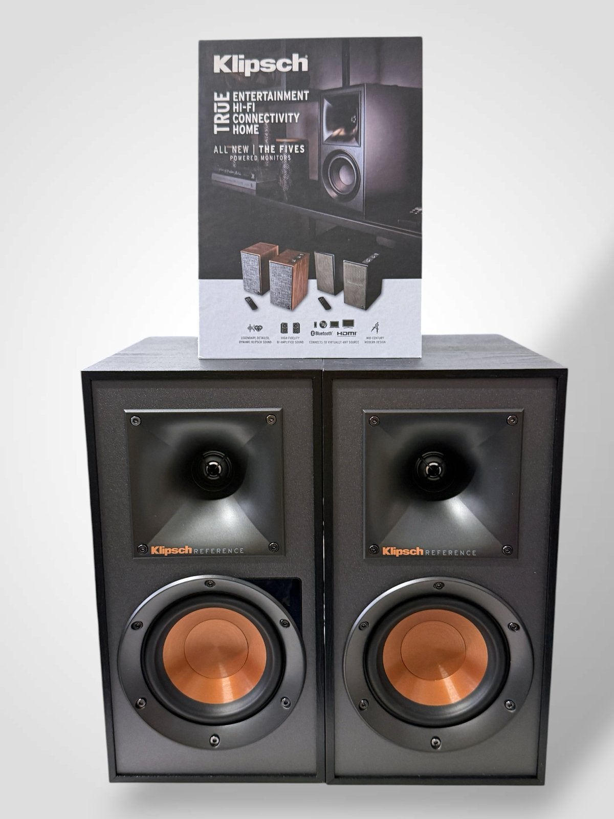 Klipsch R-41PM actieve speakers met accessoires
