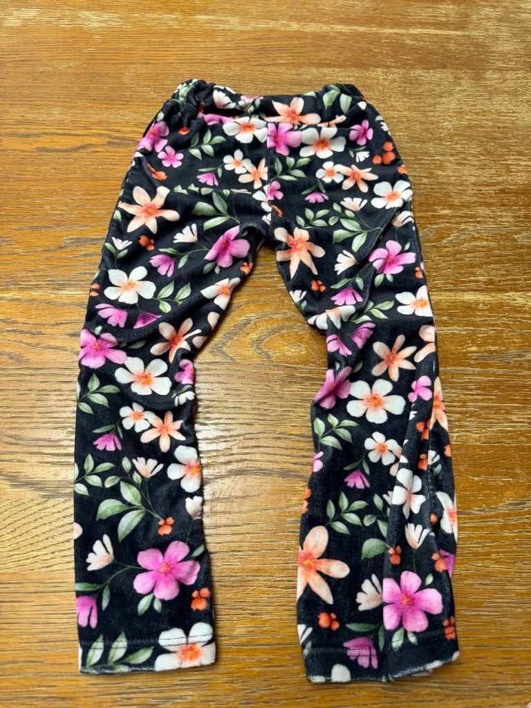mooi kinder broek, Kinderen en Baby's, Kinderkleding | Maat 98, Ophalen of Verzenden, Zo goed als nieuw, Meisje, Broek
