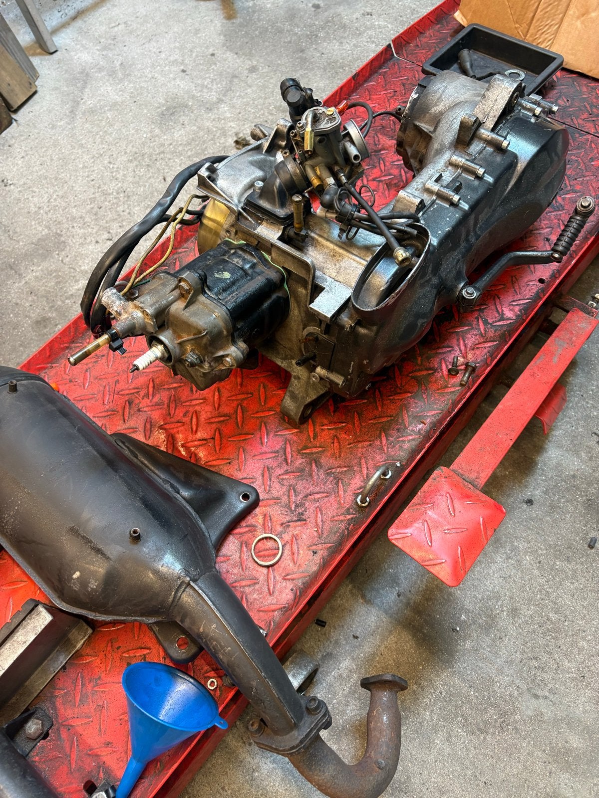 Hexagon blok 125cc gereviseerd met papieren, Ophalen of Verzenden, Gebruikt, Blok