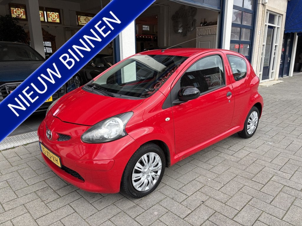 Toyota Aygo 1.0-12V NIEUWE APK 4-2027 NIEUWE APK/NIEUWE REMM, Voorwielaandrijving, Gebruikt, 4 stoelen, 68 pk
