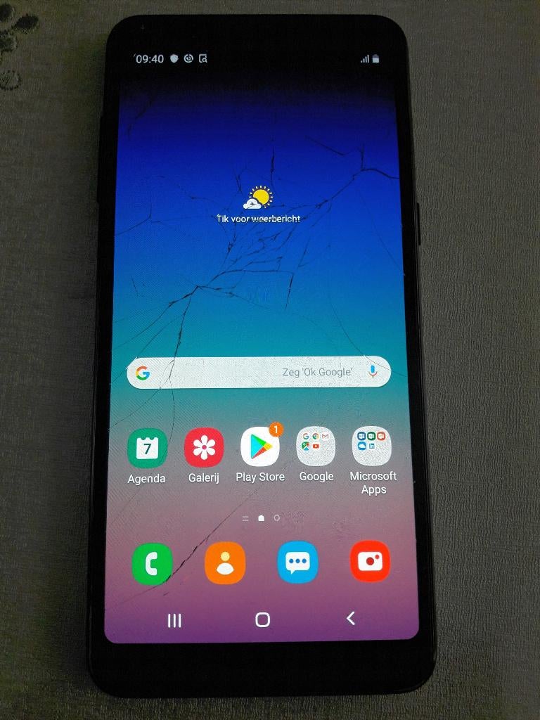 Samsung A8 met scherm schade, Zwart, 3 tot 6 megapixel, Ophalen of Verzenden, Zonder simlock