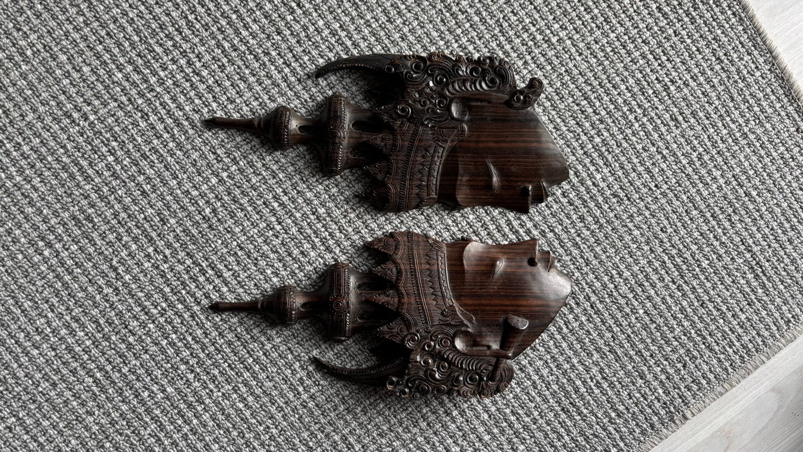 Vintage Balinese wandmaskers Rama en Sita, Hout, Bruin, Masker, Ophalen of Verzenden