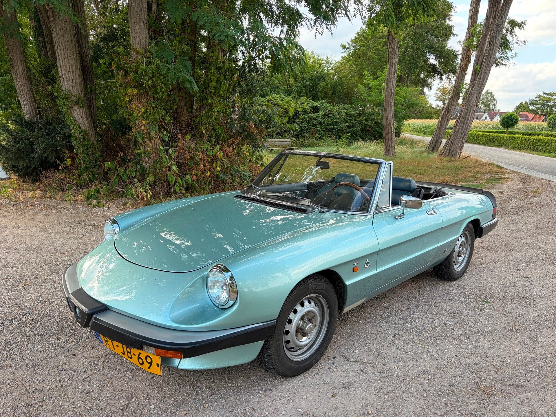 Alfa Romeo Spider 2.0 Veloce, Achterwielaandrijving, Gebruikt, Cabriolet, 400 kg