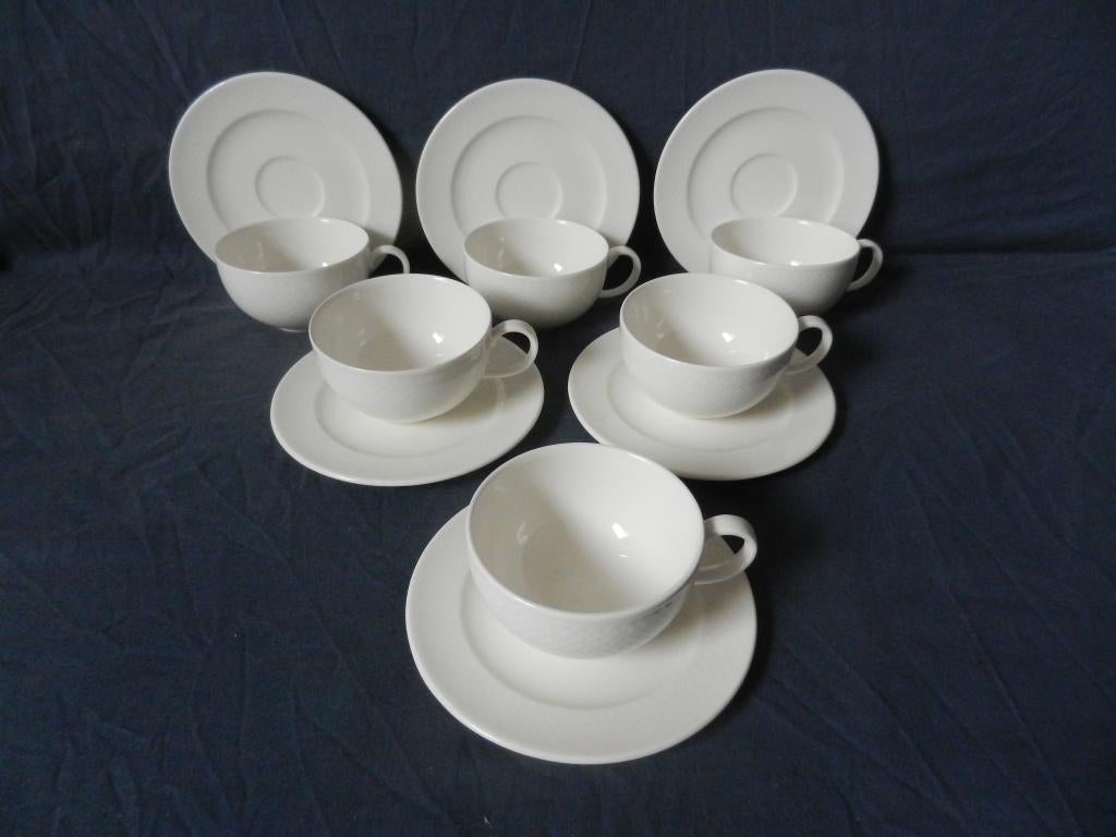 Zes theekoppen & schotels Villeroy en Boch model Tipo Weiss1, Gebruikt, Keramiek, Ophalen of Verzenden, Effen