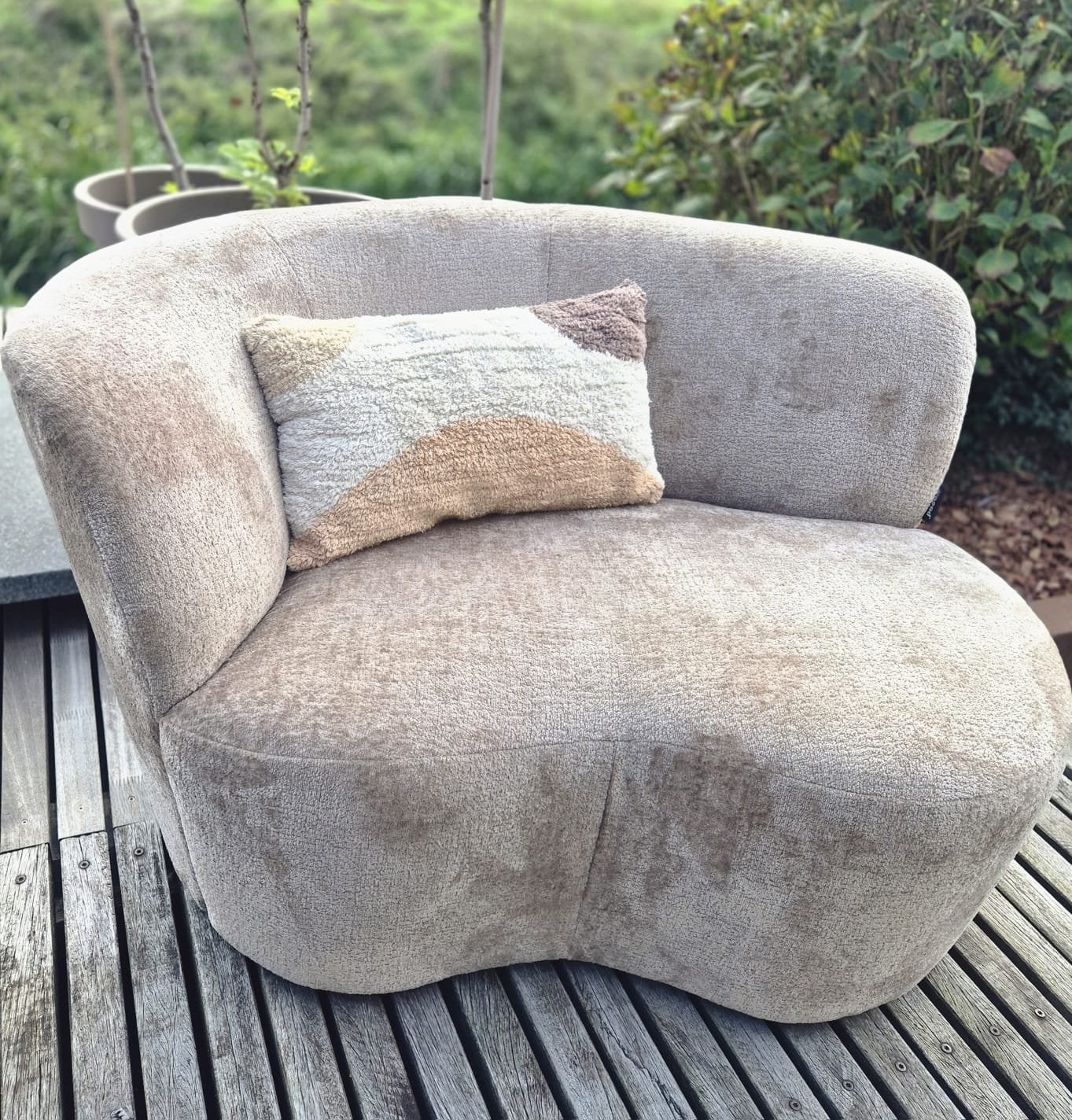 WOOOD fauteuil Stone taupe velvet structuur met leuning link, Huis en Inrichting, Ophalen, Zo goed als nieuw, Stof, 75 tot 100 cm