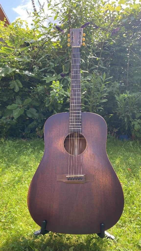 Martin & Co. D-15M StreetMaster - Weinig bespeeld