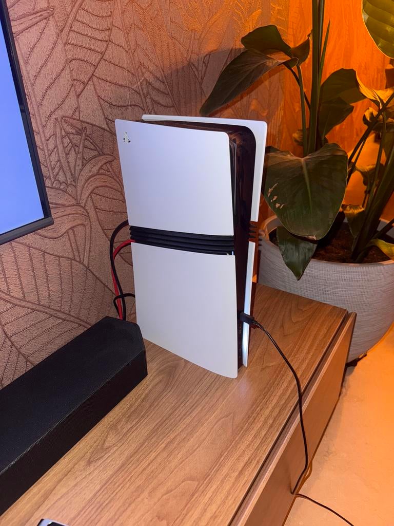 Sony PlayStation 5 (PS5) met FIFA EN GTA - Zo goed als nieuw, Spelcomputers en Games, Games | Sony PlayStation 5, Ophalen, Zo goed als nieuw