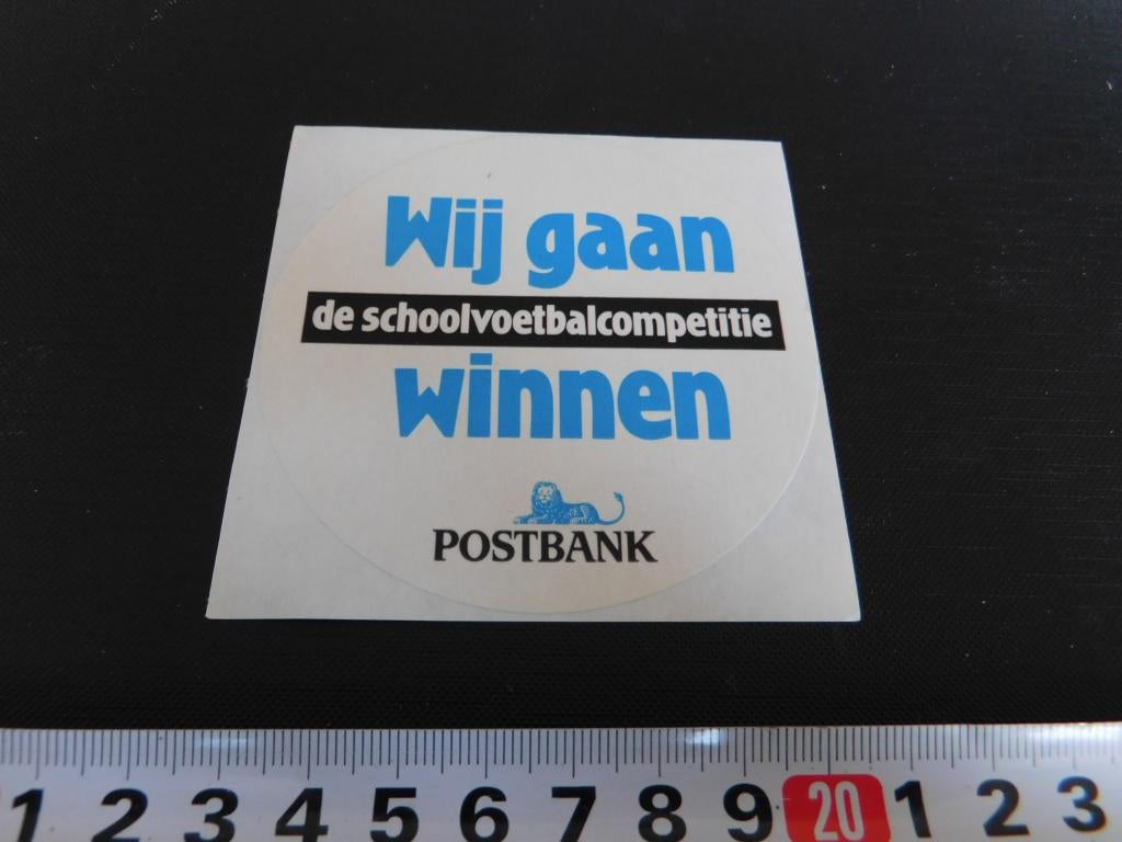 sticker Wij gaan de schoolvoetbalcompetitie winnen POSTBANK*, Ophalen, Zo goed als nieuw