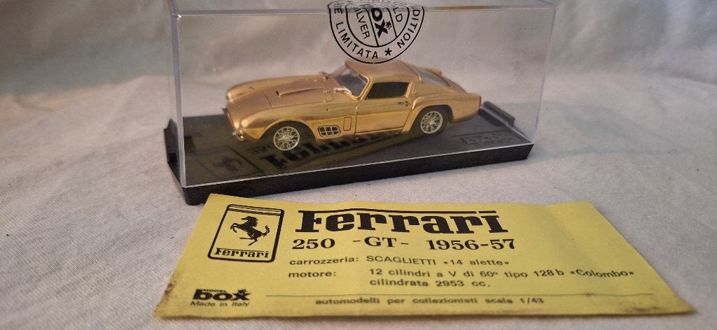 Ferrari 250 GT Limited Gold 202, Ophalen of Verzenden, Zo goed als nieuw, Auto, Overige merken
