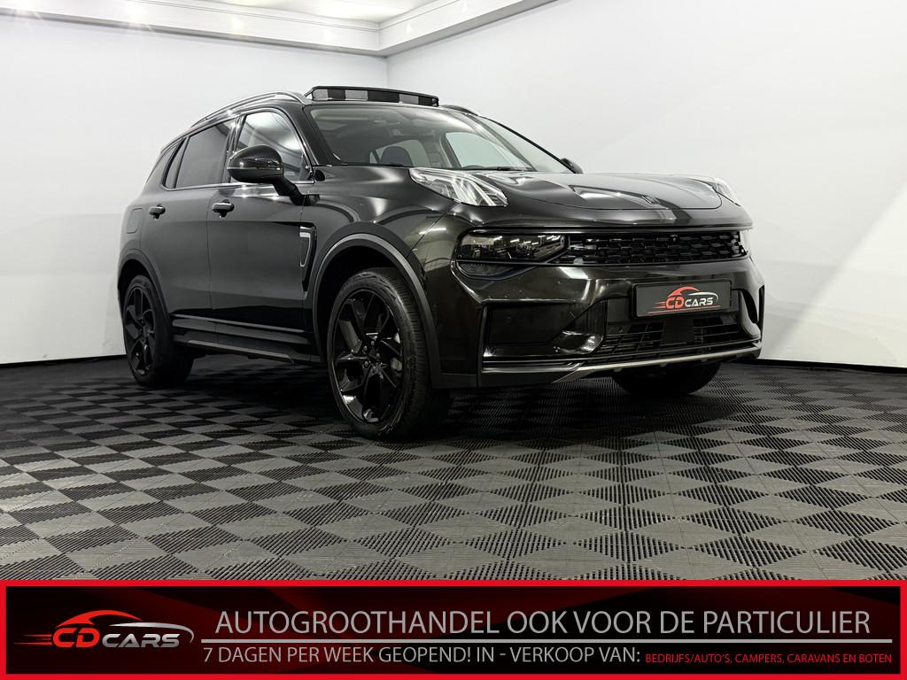 Lynk & Co 01 1.5 Black edition Pano, 360 Camera, Navi, Keyle, Stof, Gebruikt, Zwart, 1854 kg