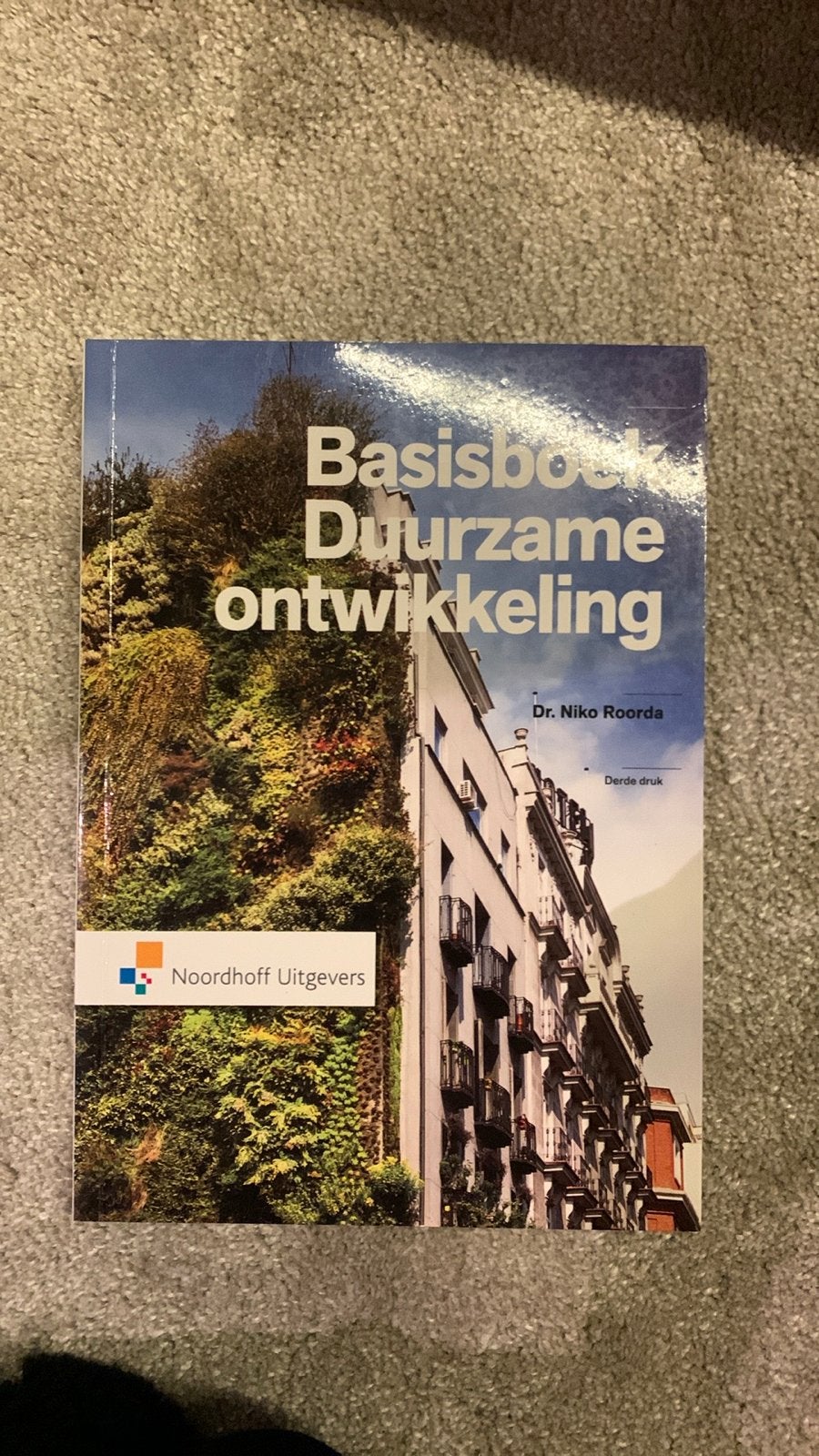 Basisboek Duurzame Ontwikkeling - Dr. Niko Roorda, Ophalen of Verzenden, Gamma, Zo goed als nieuw, HBO