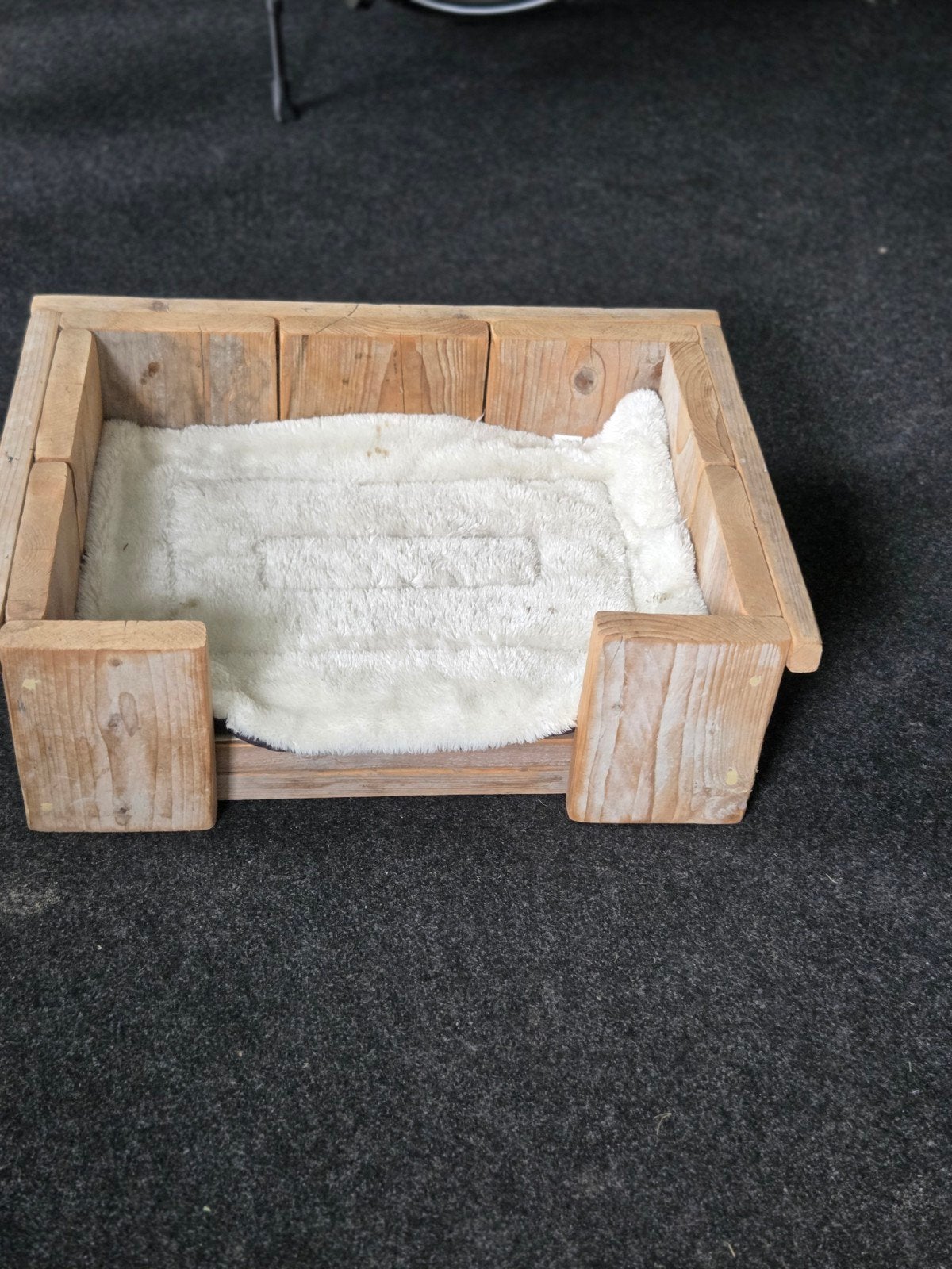 Houten hondenmand, Ophalen, Gebruikt, Overige