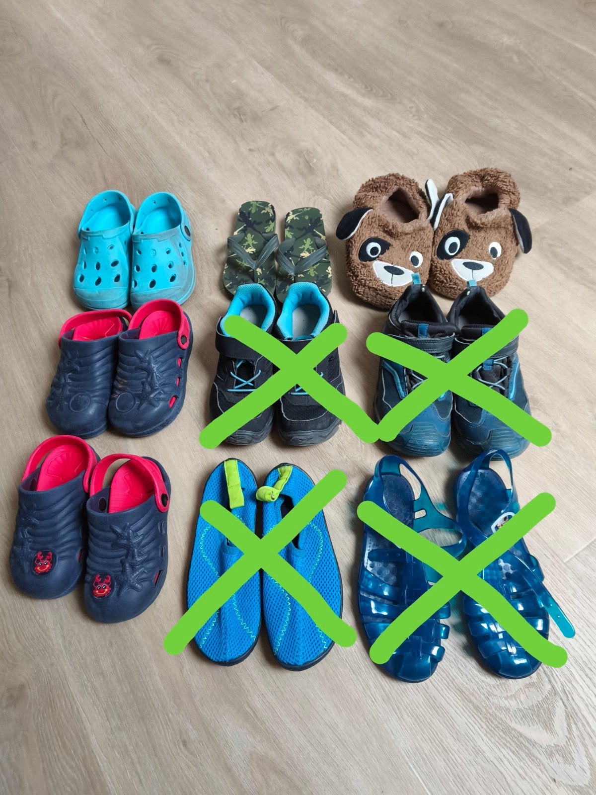 Divers kinderschoenen: klompen, waterschoenen, sloffen, Ophalen of Verzenden, Gebruikt, Jongen of Meisje, Overige typen