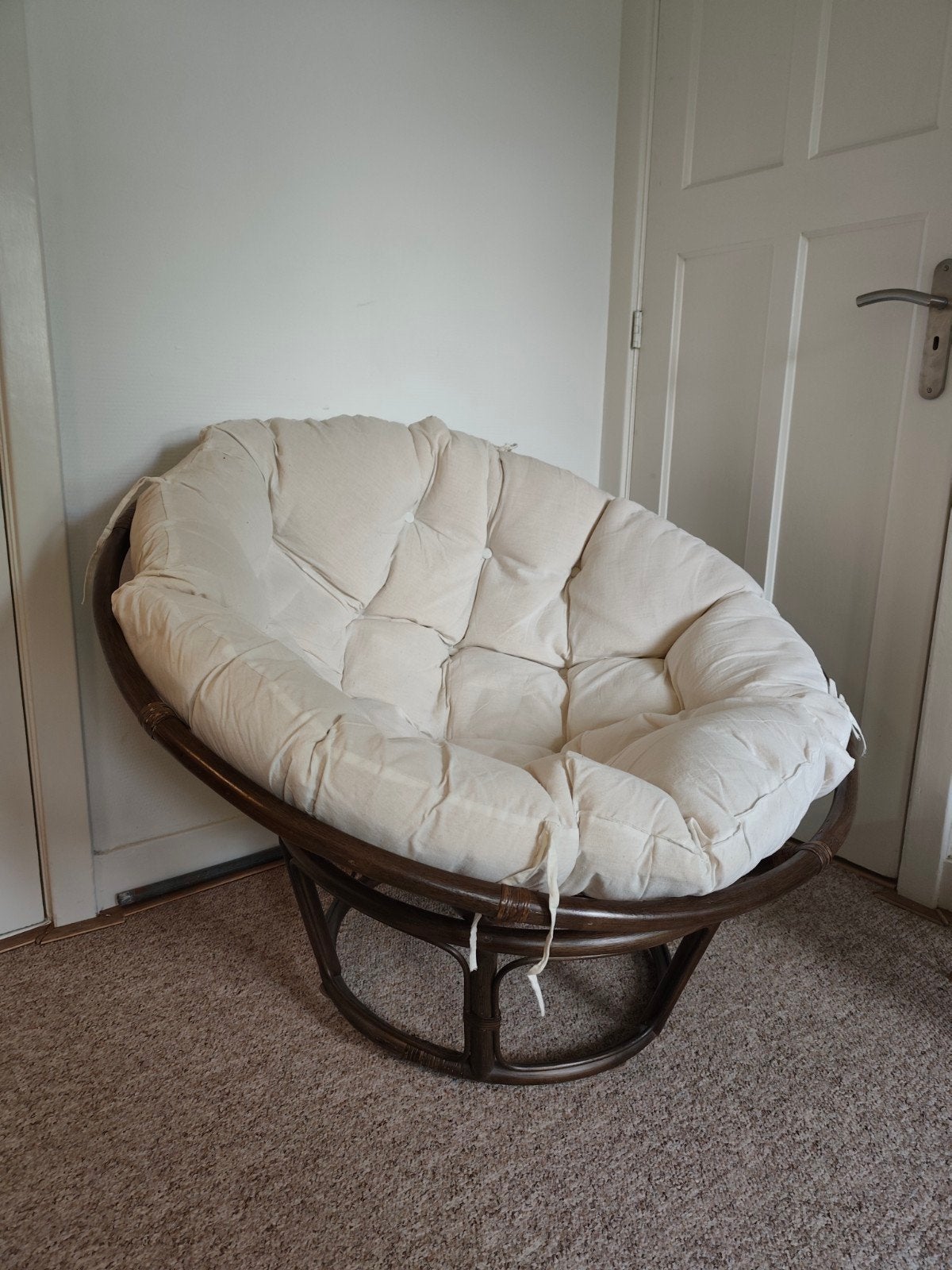Papasan stoel met kussen - Rotan, Huis en Inrichting, Stoelen, Bruin, Riet of Rotan, Zo goed als nieuw, Eén