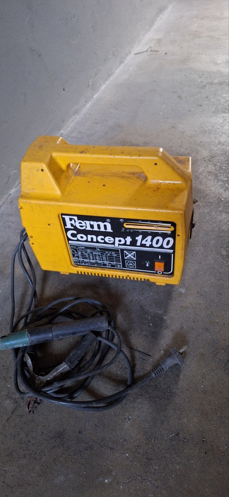Ferm Concept 1400 Lasapparaat, Ophalen, Gebruikt, Minder dan 150 ampère, Elektroden
