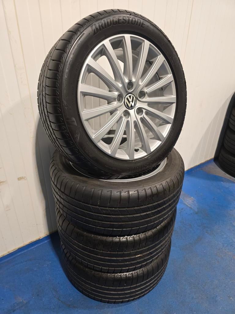 🌞Originele VW Canberra velgen 18 inch Bridgestone T5 T6, Auto-onderdelen, Banden en Velgen, 18 inch, Gebruikt, 255 mm, Banden en Velgen