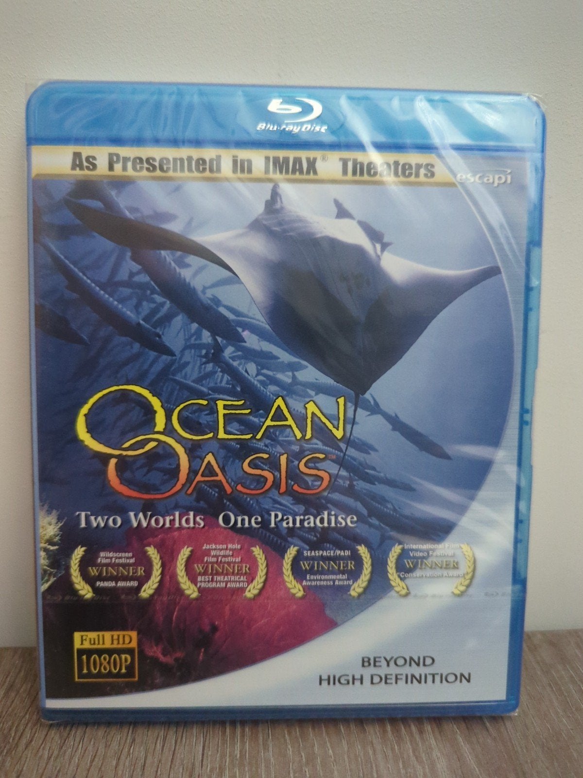 Ocean Oasis nieuwe Blu-ray: Twee Werelden, Eén Paradijs, Ophalen of Verzenden