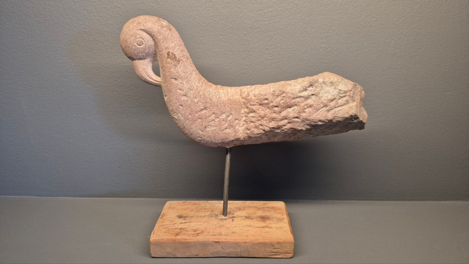 Antiek tempel beeld van een pauw, 24.5 cm lang, Ophalen of Verzenden