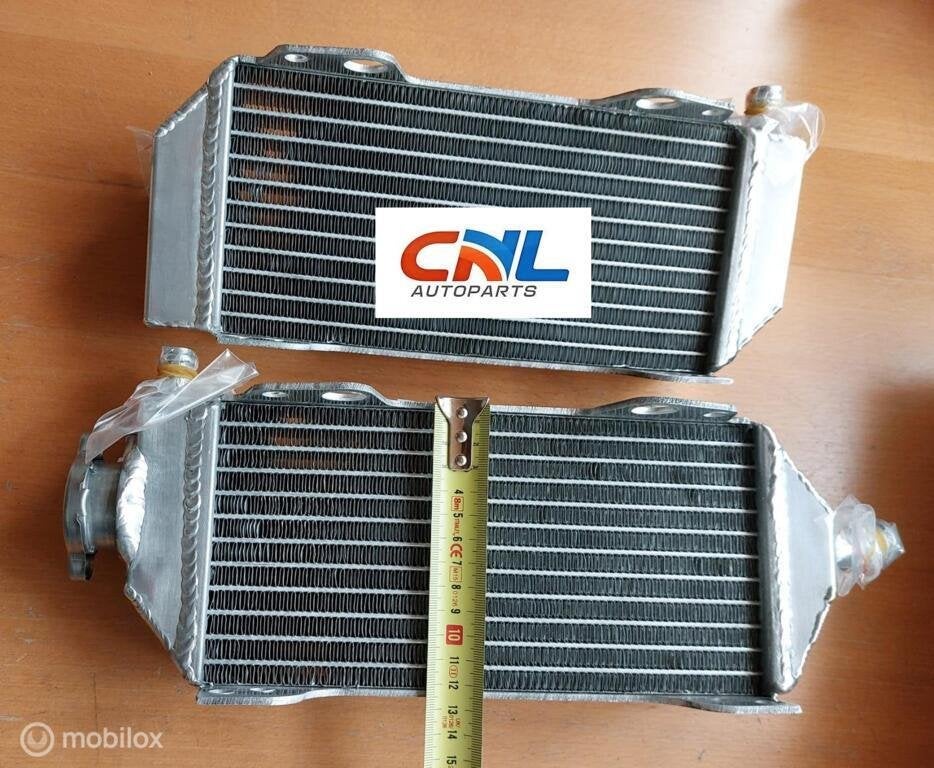 Radiateur  Suzuki RM 125 RM125 2001-2008 radiator 02 03 04, Motoren, Nieuw, Ophalen of Verzenden