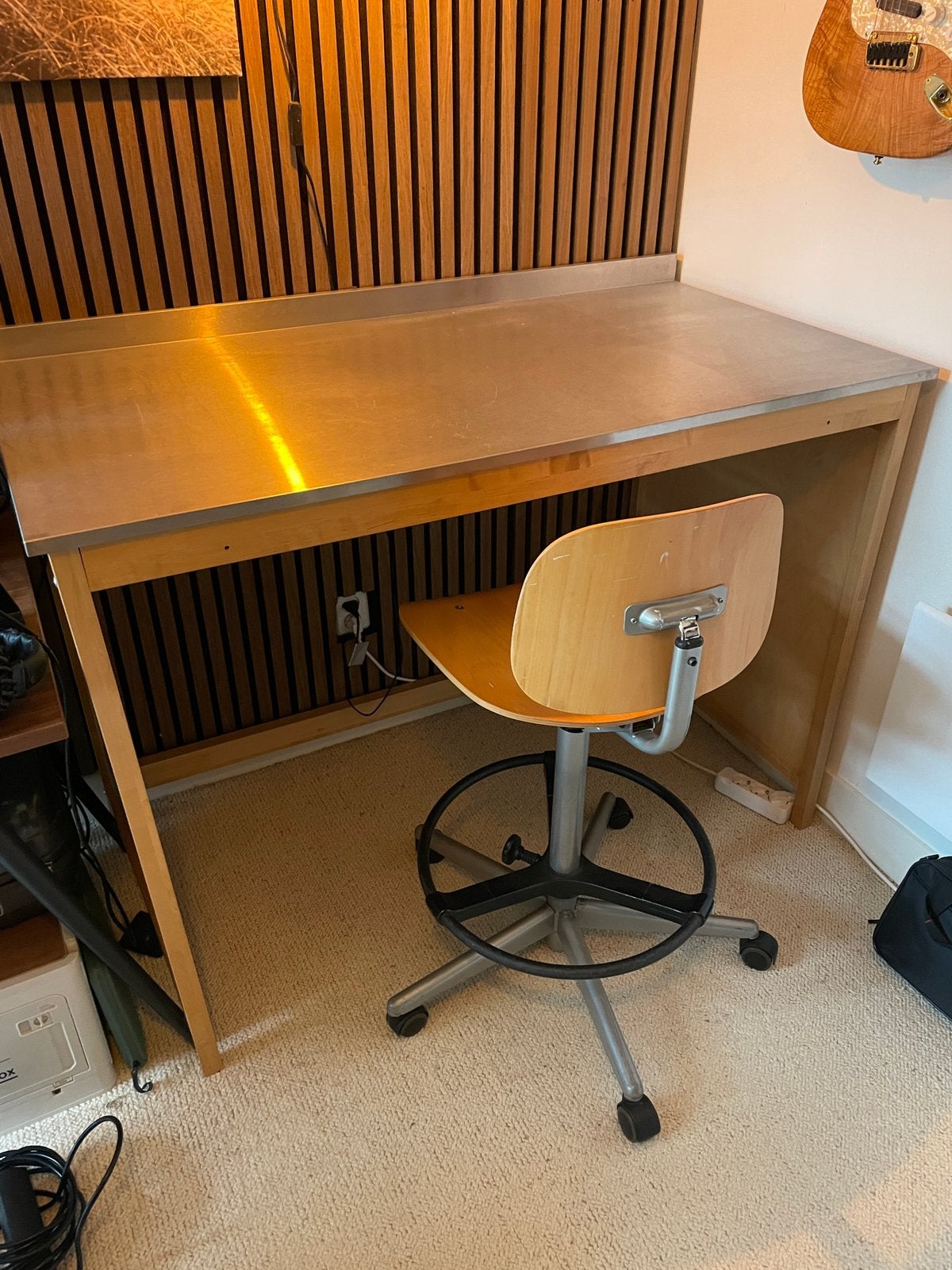 Hoge Ikea werktafel alu blad + kruk, Huis en Inrichting, Bureaus, Ophalen, Zo goed als nieuw