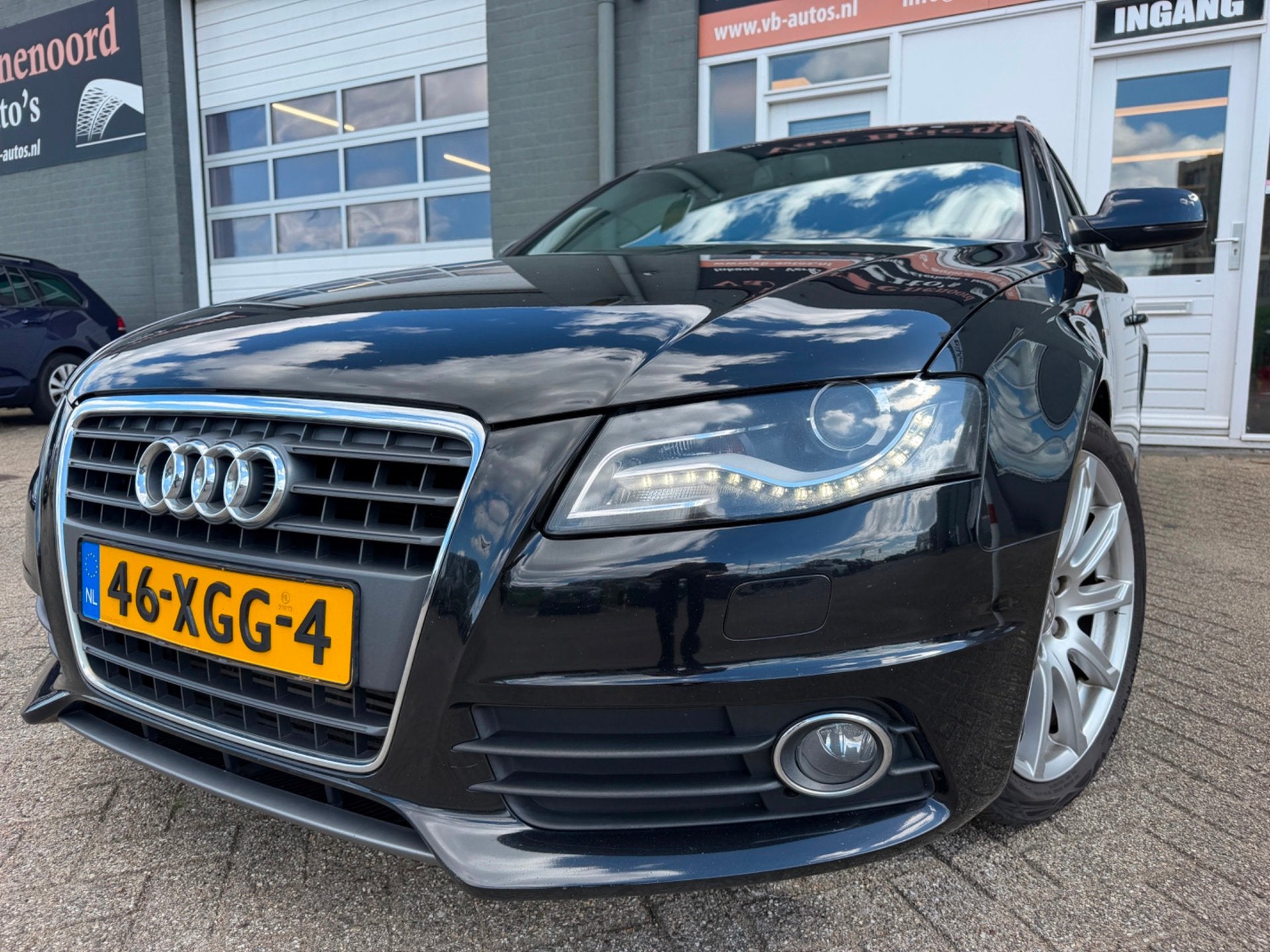 Audi A4 Avant 1.8 TFSI Pro Line S met parkeersensoren en nav, Auto's, Voorwielaandrijving, Euro 5, Gebruikt, 4 cilinders