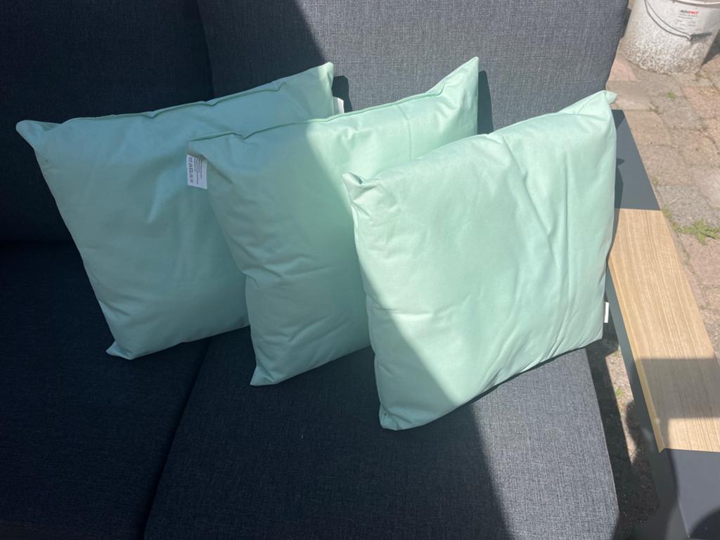 Set van 3 lichtblauwe kussentjes 45x45 cm, Huis en Inrichting, Woonaccessoires | Kussens, Ophalen of Verzenden, Zo goed als nieuw