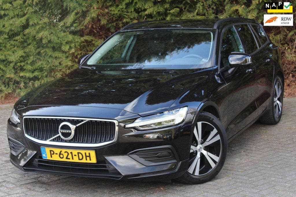 Volvo V60 2.0 B3 Momentum 163PK Automaat | Lederen bekleding, Auto's, Volvo, Bedrijf, Te koop, V60, ABS, Achteruitrijcamera, Airbags