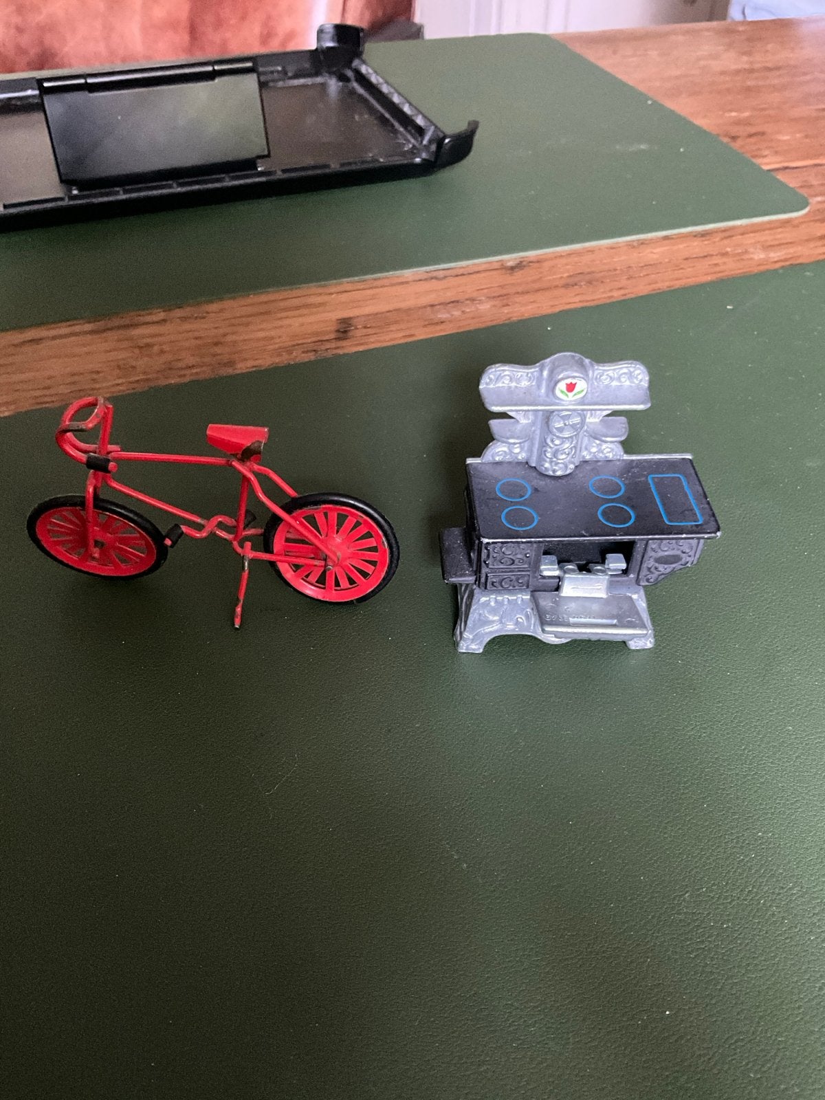 Miniatuur fiets en fornuis decoratie 1:24, Ophalen, Gebruikt
