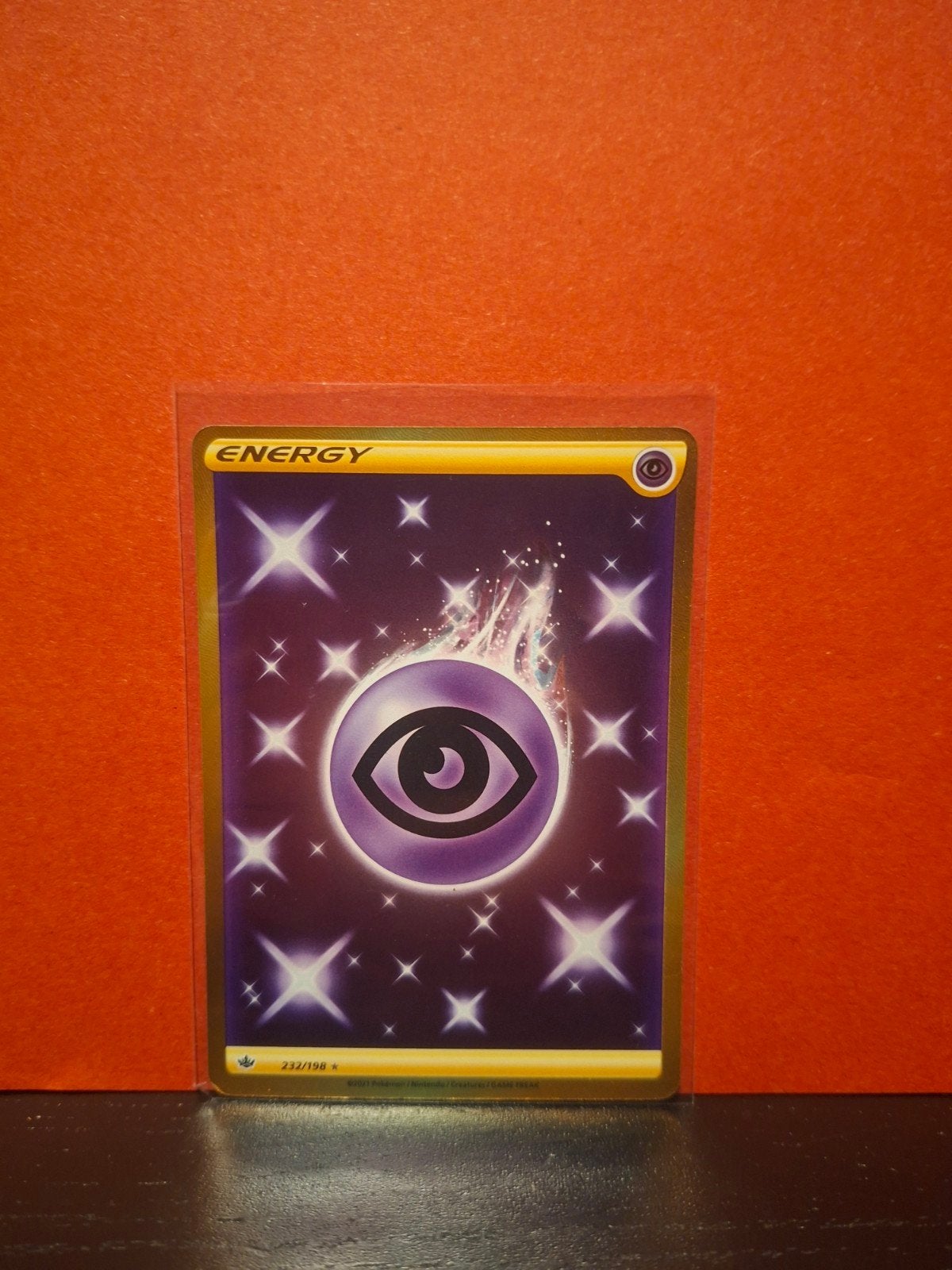 Psychic Energy Gold Secret Rare 232/198 — Chilling Reign, Hobby en Vrije tijd, Verzamelkaartspellen | Pokémon, Ophalen of Verzenden