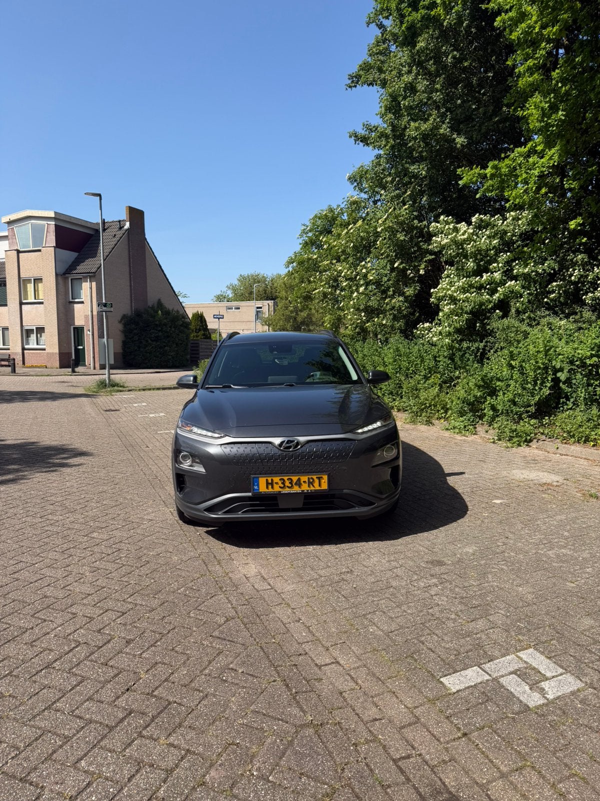 Hyundai Kona EV 204pk 2WD Aut. 2020 Grijs, Auto's, Hyundai, 14 kWh, Origineel Nederlands, Elektrisch, 38 pk