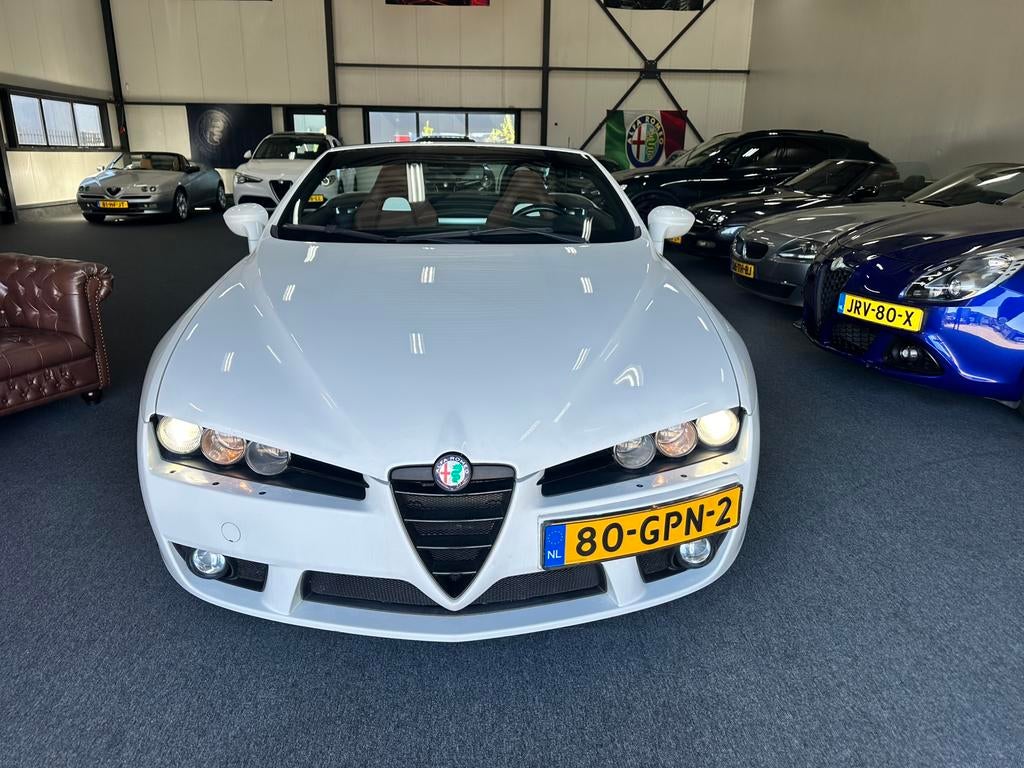 Alfa Romeo Spider 2.2 JTS Selespeed 2008 Wit Facelift, Auto's, 4 cilinders, Cabriolet, Spider, Wit