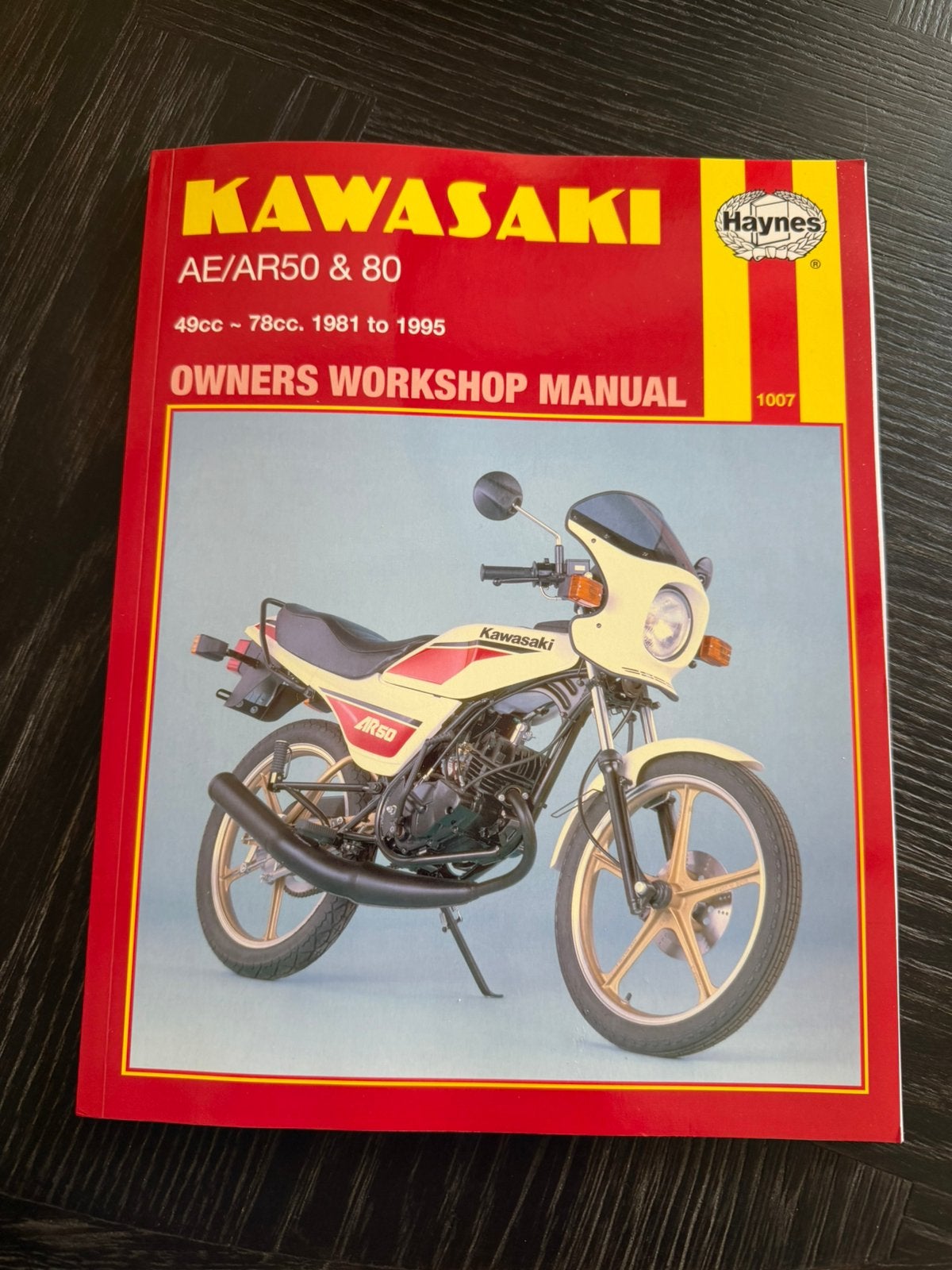 Haynes Kawasaki AE/AR50 & 80 owners workshop manual 1007, Fietsen en Brommers, Ophalen, Zo goed als nieuw, Overige typen, Overige merken
