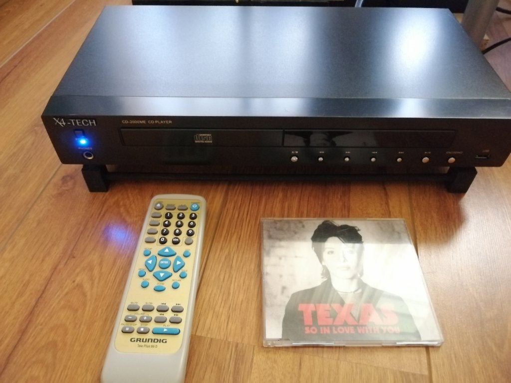 Grundig X4-Tech CD-2000ME cd mp3 usb speler cd 2000 loopwerk, Audio, Tv en Foto, Cd-spelers, Zo goed als nieuw, Philips, Ophalen of Verzenden