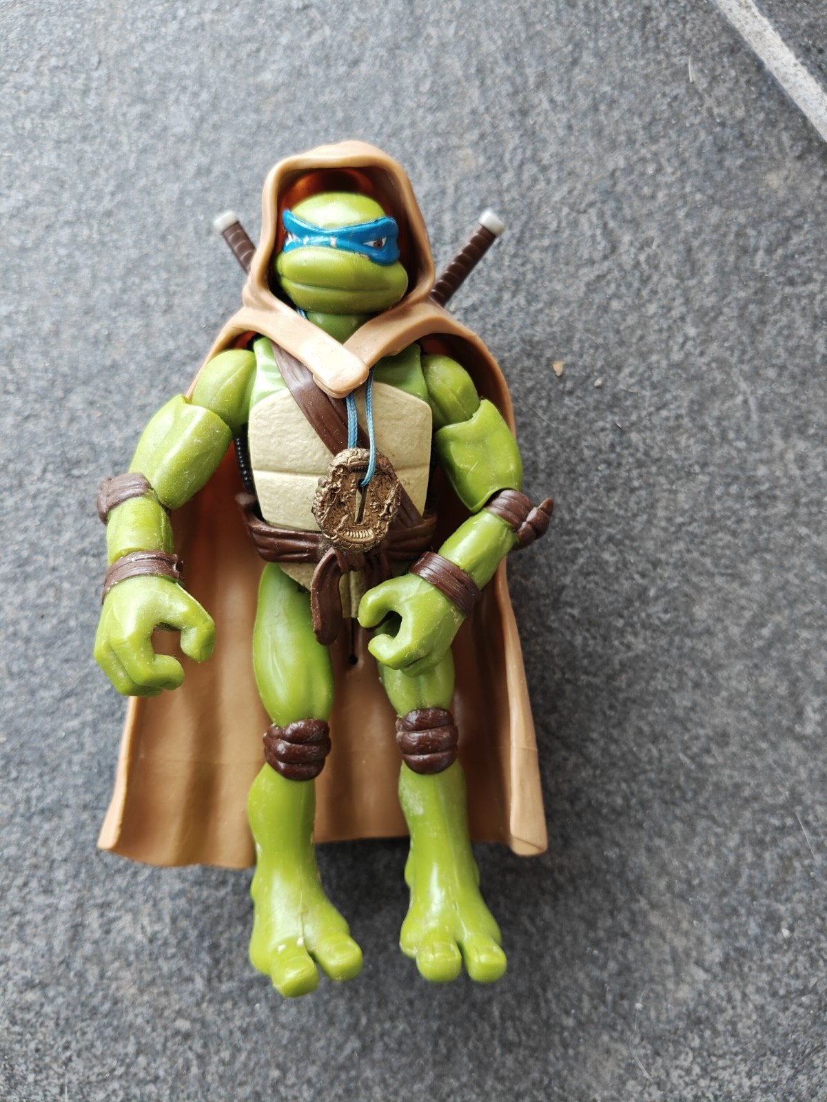 Leonardo Ninja Turtle actiefiguur met cape, Ophalen of Verzenden, Gebruikt