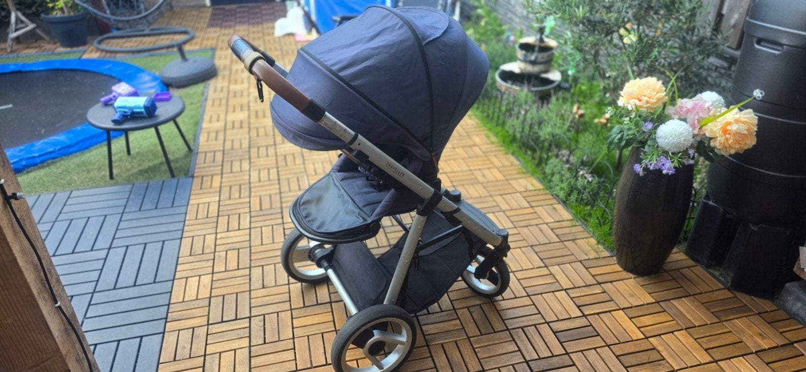 Mutsy Traveller 3-in-1 kinderwagen met Maxi-Cosi, Kinderen en Baby's, Kinderwagens en Combinaties, Gebruikt, Mutsy, Verstelbare duwstang