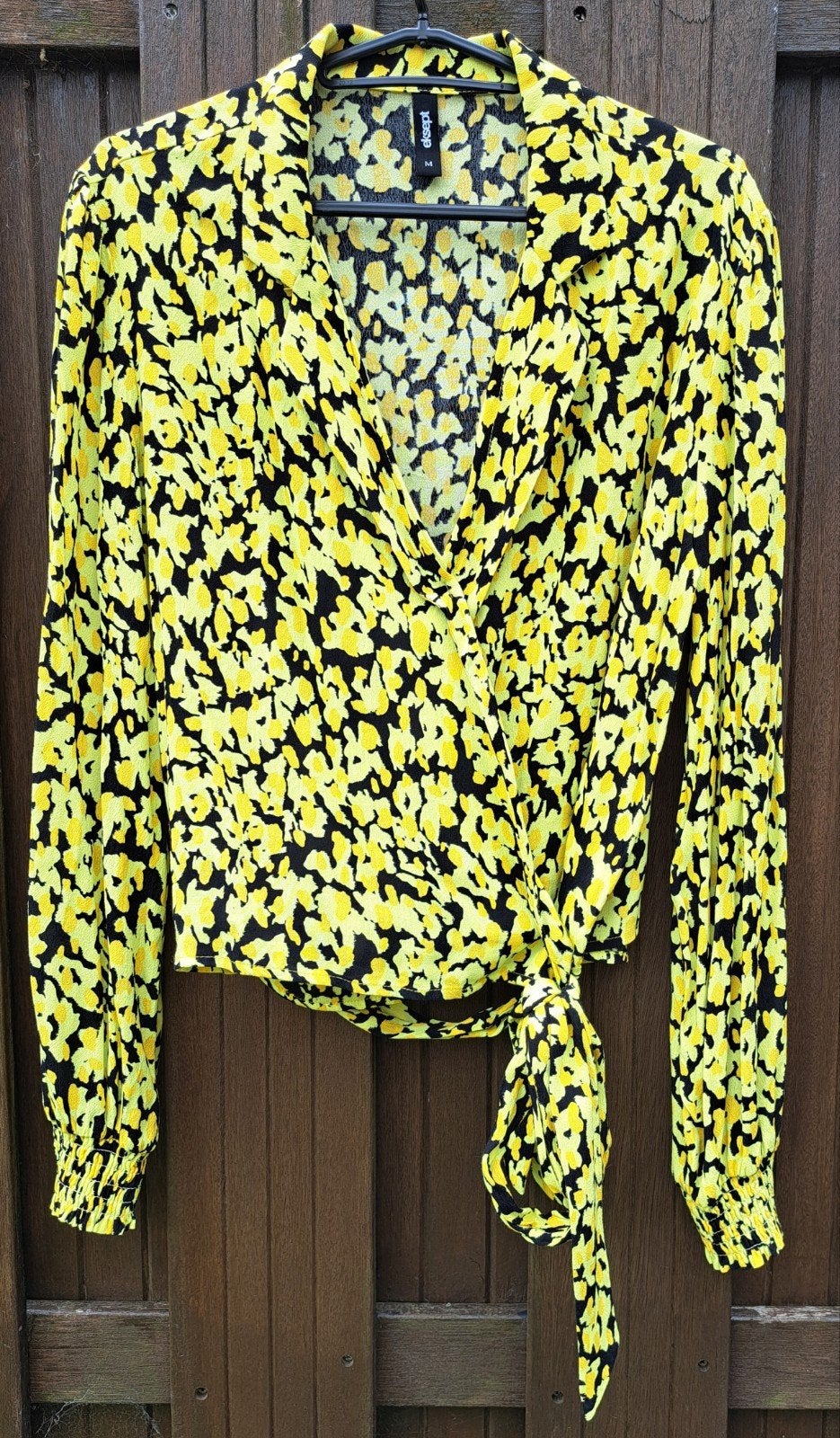 Vrolijk overslag blousje eksept (Shoeby), Kleding | Dames, Blouses en Tunieken, Zo goed als nieuw, Maat 38/40 (M), Overige kleuren
